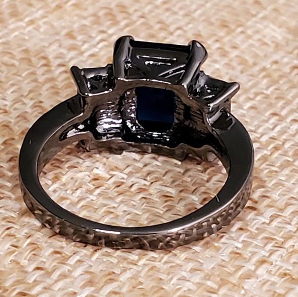 Black Gold Filled Sapphire Ring - Picture 4 of 8